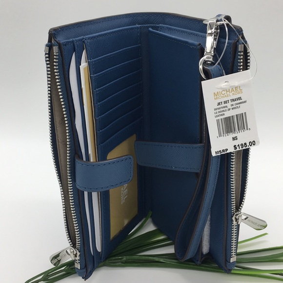 MK Jet Set Travel LG Double Zip Wristlet Leather - Picture 6 of 8